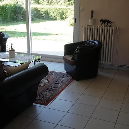 Les Chataigniers Casa de Férias